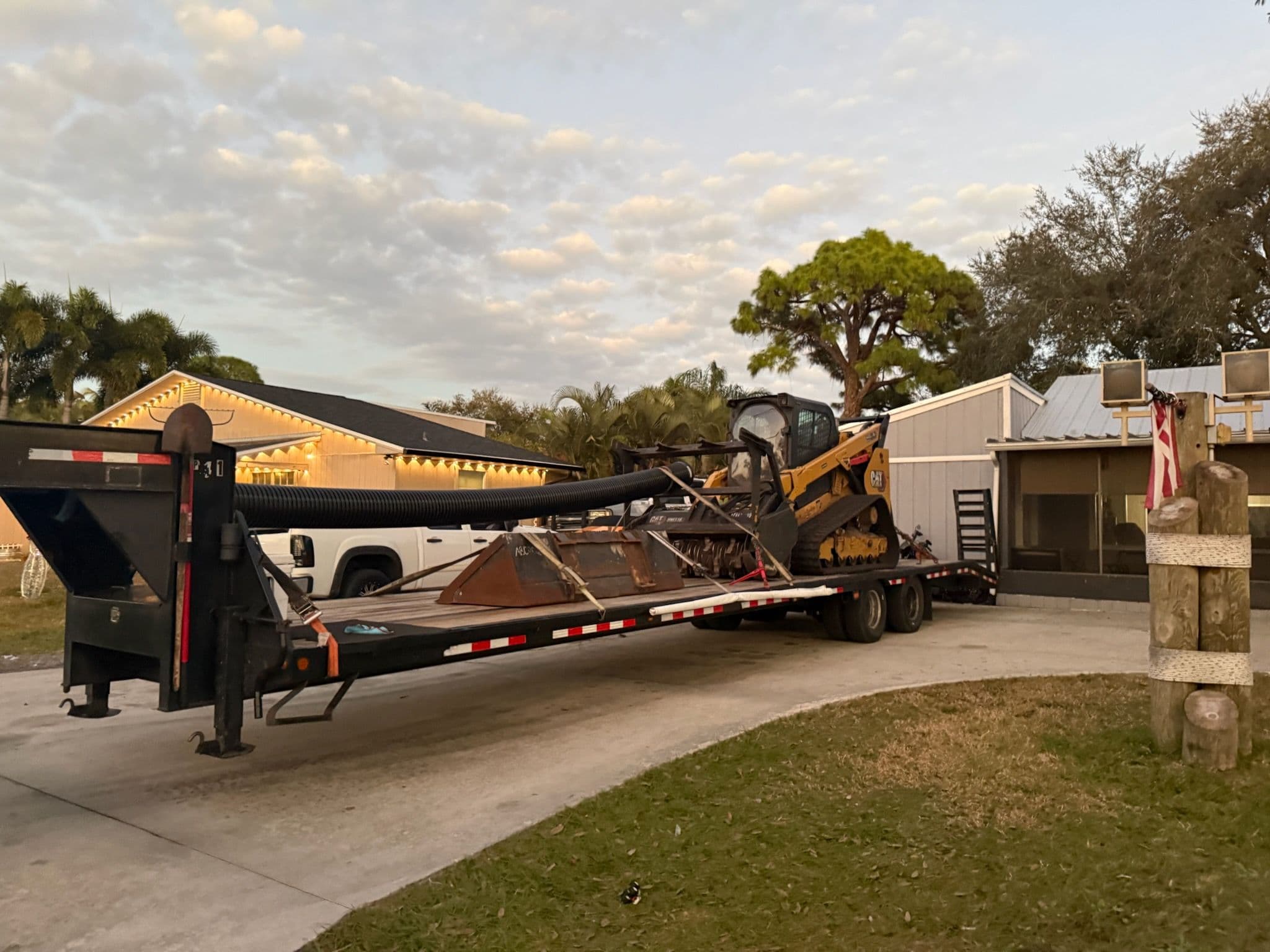 Project On-the-Move Land Clearing and Pressure Cleaning Services image