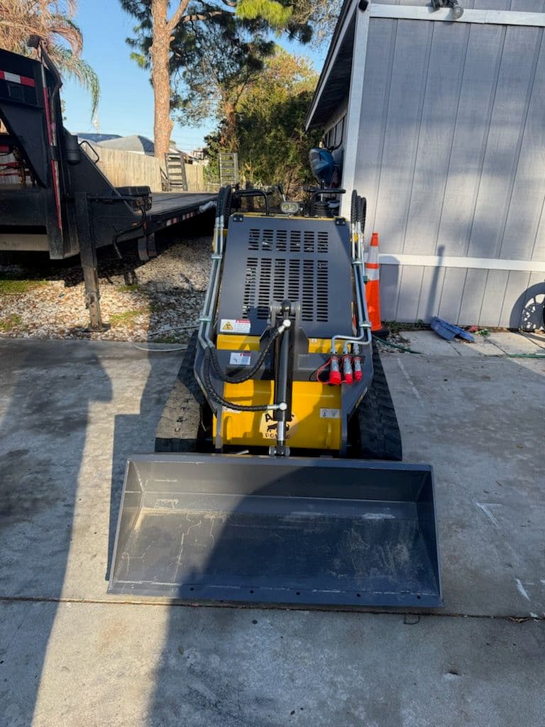 Gallery photos for Introducing Our Mini Skid Steer Loader for Small Jobs: Image #2