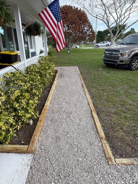Gallery photos for Gravel Driveway and Pathway Installation at a Beautiful Residence: Image #1